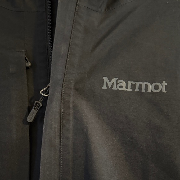 Marmot Shell - Picture 2 of 7